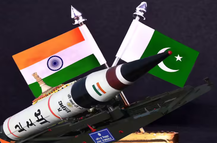परमाणु धमकियों के पीछे का सच! पाकिस्तान की सैन्य क्षमता भारत से कितनी कमज़ोर, आंकड़े देख रह जाएंगे दंग&nbsp;