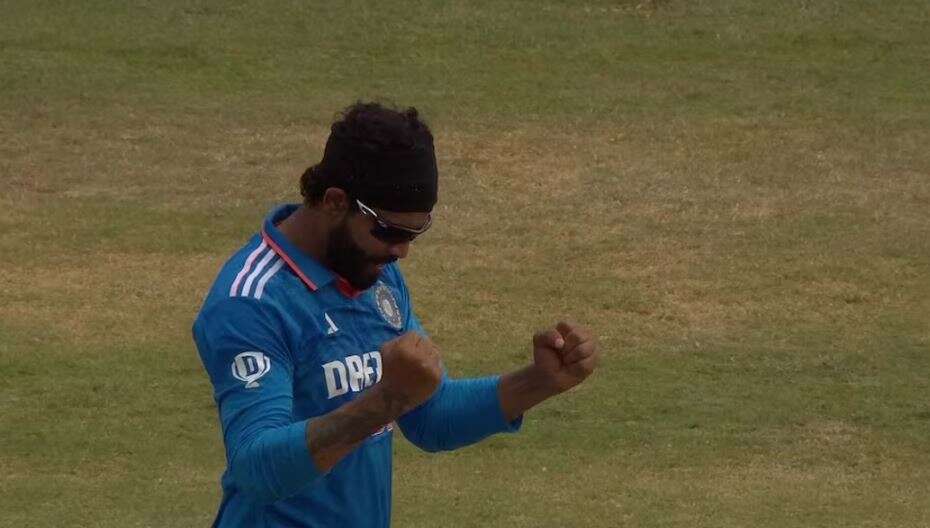 "IND vs WI Kuldeep-Jadeja 111111111" "IND vs WI Kuldeep-Jadeja 111111111111111111111111111" "IND vs WI Kuldeep-Jadeja 11111111111111111111" "IND vs WI Kuldeep-Jadeja 111111111111"