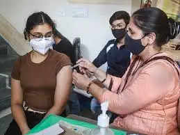 Chapra सारण में बैंक के फील्ड अफसर व 105 लोग कोरोना संक्रमित मिले