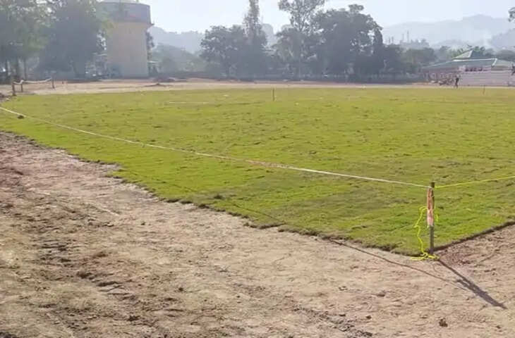 Mandi सुंदरनगर का जवाहर पार्क विवादों मेंः नगर पालिका ने घास लगाने पर खर्च किए 25 लाख, लोगों ने बताया फिजूलखर्ची