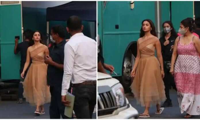 ALIA BHATT शूटिंग के दौरान खूबसूरत ब्राउन गाउन में आए नज़र