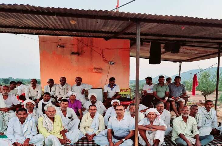 दौसा के कुतकपुर गांव में चारागाह की जमीन जीएसएस देने का विरोध, वीडियो में देंखे ग्रामीण 168 दिन से धरने पर