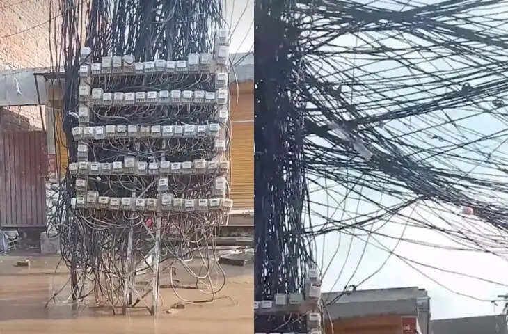 इन पाकिस्तानियों का मालिक अब खुदा ही है, पानी में धंसे बिजली के खंभे पर दिखा मीटर और तारों का जंजाल