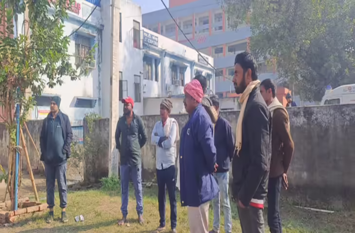 घर में अकेले थे दोनों…शाम पंखे से झूलते मिले नाबालिग प्रेमी-युगल, पुलिस गुत्थी सुलझाने में जुटी