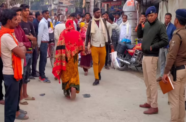 सीवान में ज्वैलरी दुकान में बदमाशों ने हथियार के बल पर की लूट, 18 लाख कीमती सोना-चांदी लूटकर फरार