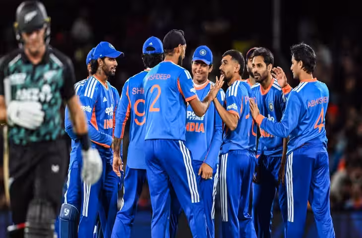 IND vs NZ: टीम इंडिया के नाम दर्ज हुआ अनचाहा रिकॉर्ड, एक साल में 11वीं बार 200 से ज्यादा रन लुटाए