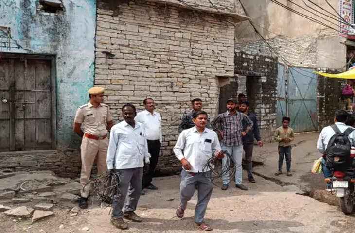 Kota बिजली चोरी पर डिस्कॉम की कार्रवाई : चेचट में 6 लोगों पर 90 हजार रुपये का जुर्माना