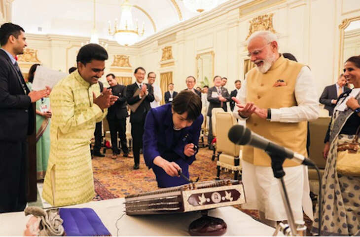 PM Modi के सामने जापानी प्रधानमंत्री ताकाइची का संतूर वादन हुआ वायरल, लाखों लोगों ने देखा वीडियो&nbsp;