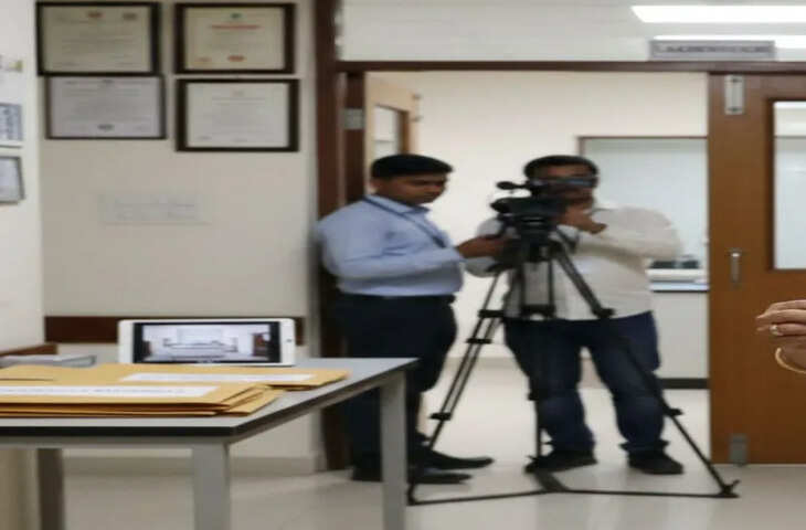 माध्यमिक शिक्षा में सख्ती: &lsquo;नो गिफ्ट&ndash;नो गेस्ट&rsquo; नीति लागू, प्रायोगिक परीक्षाओं की वीडियोग्राफी अनिवार्य