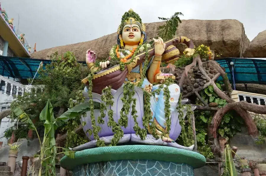 Basant panchami 2023 do these upay on neel saraswati puja&nbsp;