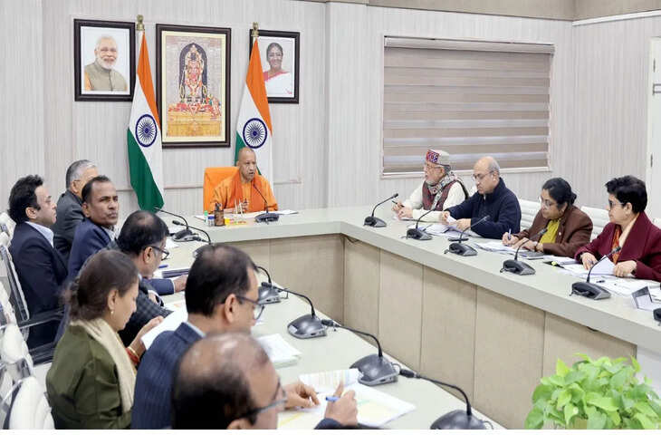 समय आ गया, जनता से जुड़ी योजनाएं समय पर हों पूरी&hellip;यूपी में सभी अधिकारियों को सख्त निर्देश जारी