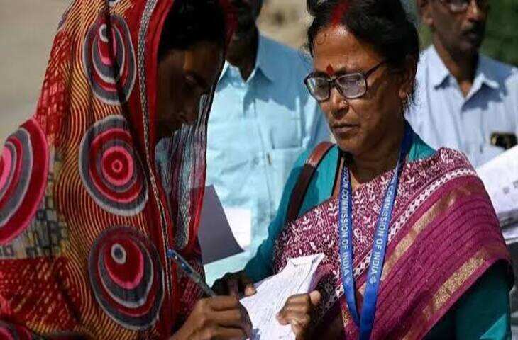 दिल्ली SIR में VIP वोटर्स का वेरिफिकेशन पूरा, वीडियो में जाने आडवाणी-जायशंकर-केजरीवाल समेत कई नाम फाइनल लिस्ट के लिए सुरक्षित