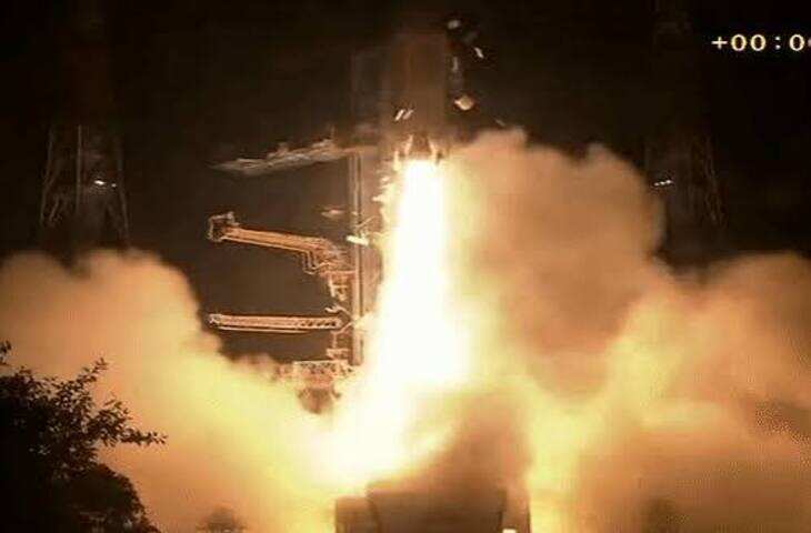 ISRO ने रचा इतिहास: 2:55 बजे लॉन्च हुआ EOS-05, वीडियो में देंखे 36 हजार किमी की ऊंचाई से होगी भारत की निगरानी; चीन-पाक सीमा पर भी नजर