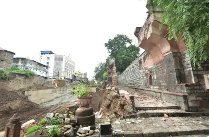 700 साल पुराने महाकाल द्वार के गिरने पर उठे सवाल, एक्सपर्ट बोले- निर्माण में लापरवाही बनी वजह