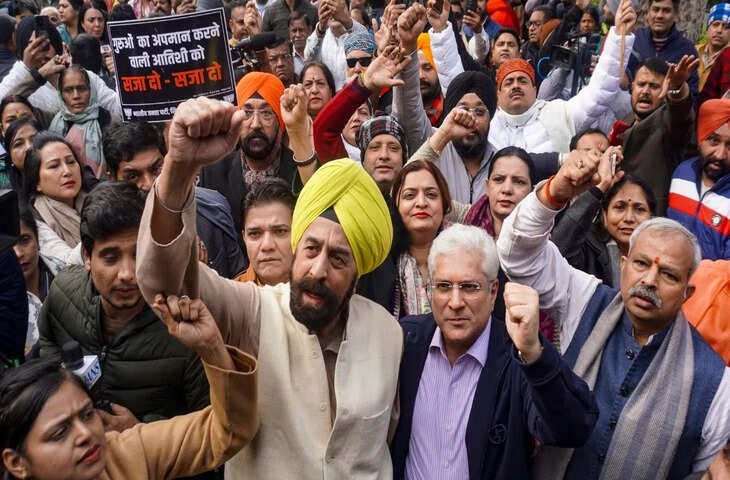 आतिशी वीडियो विवाद: DGP समेत पंजाब पुलिस के बड़े अधिकारियों ने मांगी 10 दिन की मोहलत