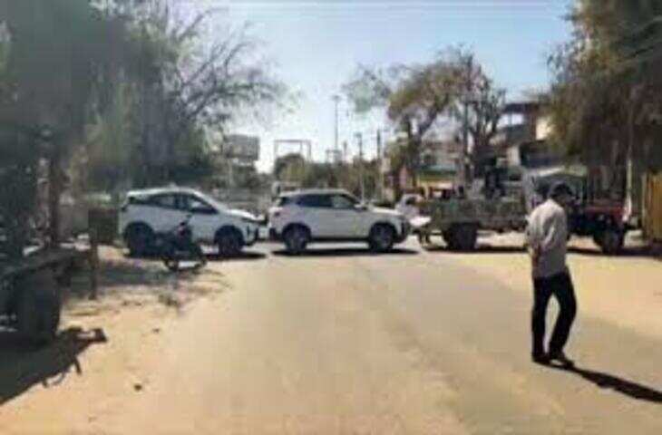 35 साल पुरानी पानी की टंकी खतरे के बाद गिराई गई, लोगों को मिली राहत