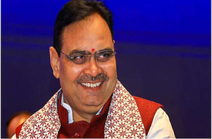 वीडियो में देखें धौलपुर महिला सम्मेलन में सीएम भजनलाल ने दिया बडा तोहफा, अब एमपी और यूपी में भी राजस्थानीयों को मिलेगा फ्री ईलाज