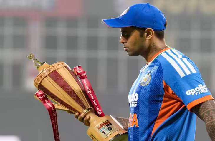 T20 WC में निराशाजनक प्रदर्शन के बाद इन 5 कप्तानों पर खतरा, कुर्सी छिनने की खबर​​​​​​​