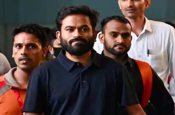 दिल्ली में तिरंगा रैली पर सियासी घमासान! 27 हजार जवान तैनात, अभिजीत दीपके को गिरफ्तारी का डर; कनॉट प्लेस में हाई अलर्ट