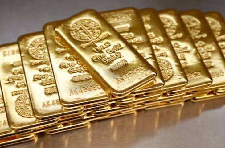 Gold-Silver Rate Today: सोना ₹2,596 और चांदी ₹4,000 टूटी, जानिए आज आपके शहर में क्या है भाव