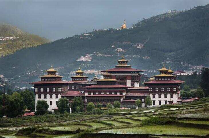 Bhutan की नदियां बनीं कमाई का बड़ा जरिया, India को बेचता है बिजली; जानिए कैसे दोनों देशों को हो रहा फायदा