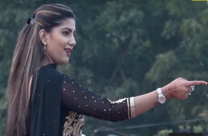 सपना चौधरी ने हाथ में बंदूक लेकर करवाया सेक्सी फोटोशूट, फेंस के दिलो पर चली गोली&nbsp;