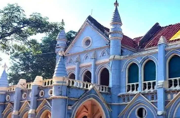 जबलपुर हाईकोर्ट ने अवमानना याचिका पर सुनवाई करते हुए छिंदवाड़ा एसपी के खिलाफ गैर जमानती वारंट जारी किया है। कोर्ट ने जबलपुर रेंज के आईजी को वारंट तामील कराने की जिम्मेदारी सौंपी है। साथ ही एसपी को 1 अक्टूबर 2026 को कोर्ट के समक्ष पेश होने का आदेश दिय