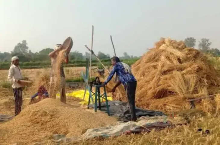 किसानों को स्ट्रॉ मैनेजमेंट सिस्टम खरीदने पर मिलेगा ₹59,700 का अनुदान, 29 अक्टूबर तक करें ऑनलाइन आवेदन