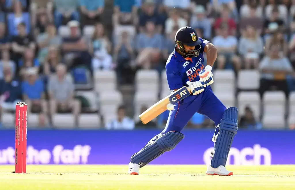 ENG vs IND 1st T20: ‘मैं रो नहीं रहा बस…' Rohit Sharma के आउट होते ही फैंस का टूटा दिल