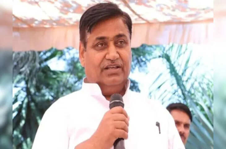 'किरोड़ी बिजली चोरी का इल्ज़ाम लगाते हैं, CM चुप क्यों रहते हैं' डोटासरा ने कहा- हमने भाजपा के 11 मोरिए बुलाए