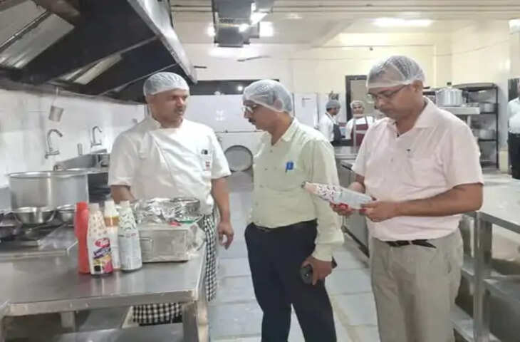 सागर में मिलावट के खिलाफ कार्रवाई: खाद्य सुरक्षा विभाग ने दुकानों पर मारा छापा, खाद्य पदार्थों के लिए नमूने