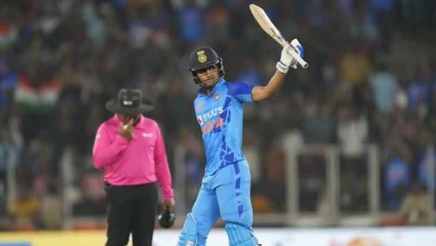 IND VS NZ 3rd Shubman Gill--1111111111111111111.JPG