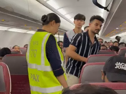 Air India Flight: यात्री के हंगामे से बैंकॉक लौटी मुंबई जा रही फ्लाइट, मेडिकल टीम ने संभाला मामला