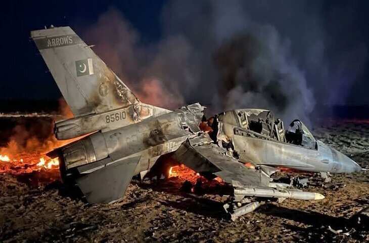 Pakistan Afghanistan War:&nbsp;अफगानिस्तान ने गिराया पाकिस्तान का F-16 फाइटर जेट? जंग के बीच बड़ा दावा&nbsp;