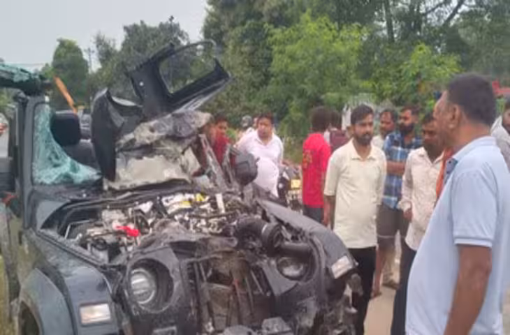 गंगा एक्सप्रेसवे पर पलटी थार, चार की मौत; एक किशोर गंभीर घायल, बदायूं से दिल्ली जा रहे थे