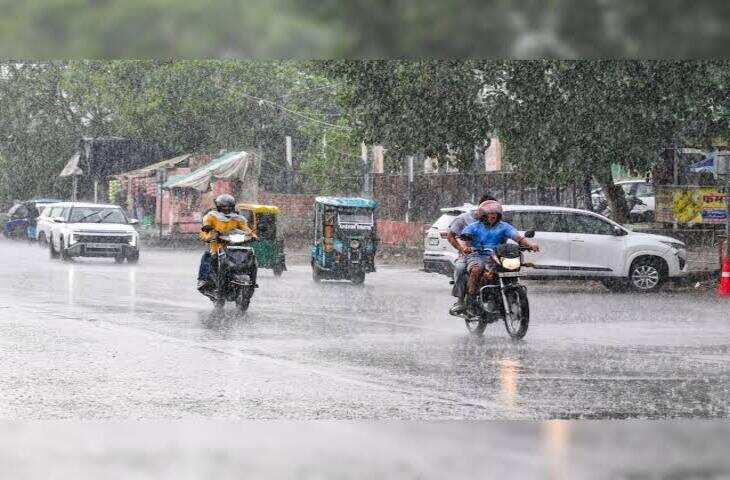 Tomorrow Weather: दिल्ली-NCR, यूपी, बिहार और बंगाल में मूसलाधार बारिश का अलर्ट, मानसून फिर होगा एक्टिव