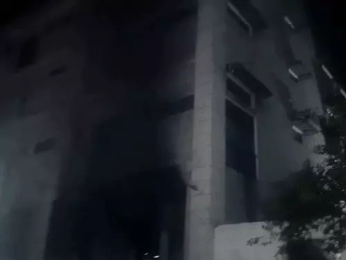BREAKING:Delhi Fire: मंगोलपुरी की जूता फैक्ट्री में भीषण आग से मचा हड़कंप, 4 लोगों की मौत; 2 का इलाज जारी