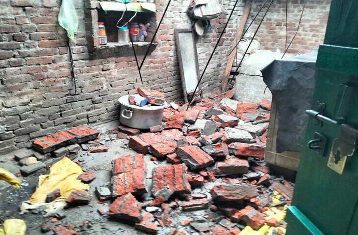 भीलवाड़ा में दर्दनाक हादसा: 11 केवी बिजली तार टूटकर घरों पर गिरा, एक की मौत, दर्जनों घरों के उपकरण जले