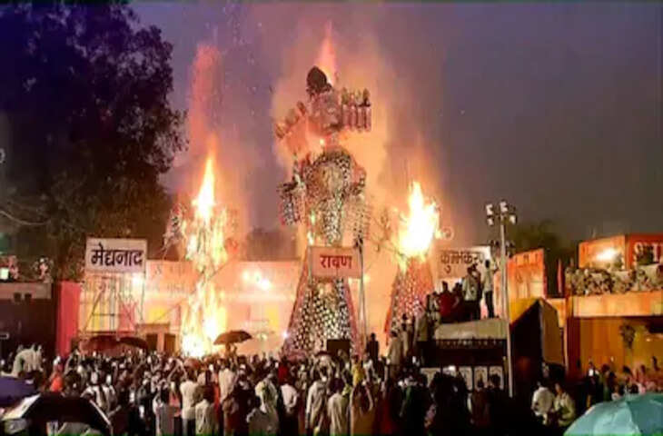 Vijayadashami 2026 : 20 या 21 अक्टूबर? पंचांग से दूर करें कन्फ्यूजन, जानें दशहरा और मां दुर्गा विसर्जन का शुभ मुहूर्त