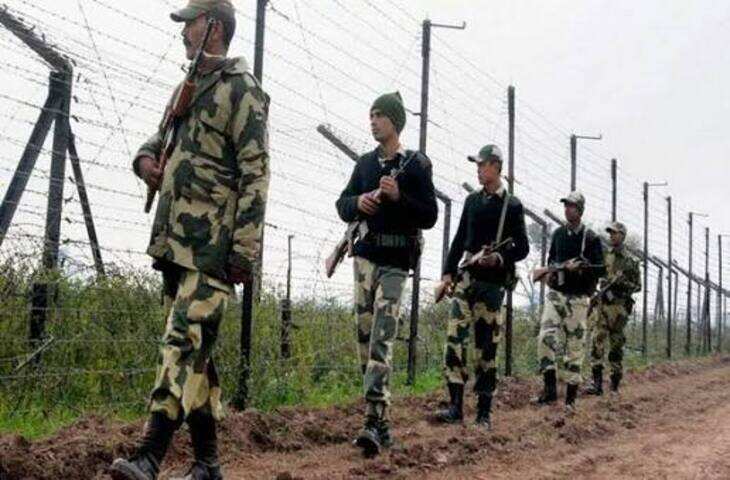 BREAKING :&nbsp;पंजाब बॉर्डर पर फिर घुसपैठ की नापाक हरकत: BSF और पुलिस ने मुठभेड़ में 2 पाकिस्तानी आतंकियों को किया ढेर