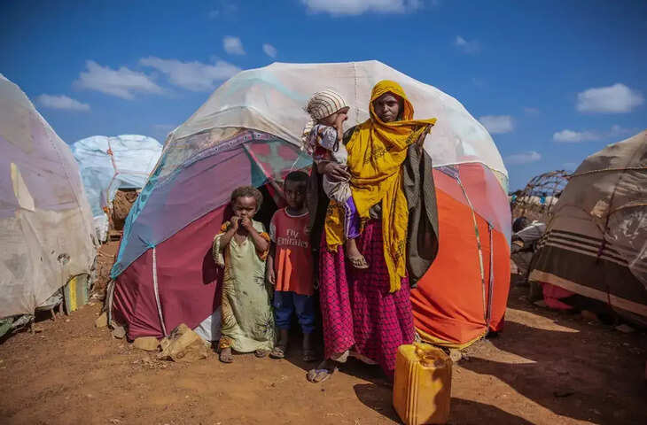 World Poorest Countries List: वैश्विक गरीबी रैंकिंग में कौन-कौन से देश शामिल, जानें भारत के पड़ोसी पाकिस्तान का क्या है हाल&nbsp;