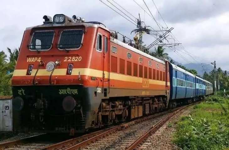 Rewari ट्रेन से जम्मू की और जाने वाले यात्रियों को हो रही परेशानी