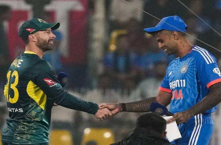 IND vs AUS 4th T20I Pitch Report: कैरारा ओवल में पहली बार खेलेगी टीम इंडिया, जाने बल्लेबाजों को मिलेगा फायदा या बॉलर्स रखेंगे दबदबा ?