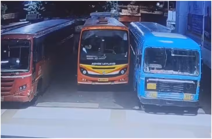 गजब चोरी! चोरों ने डिपो से उड़ाई नई बस, लेकिन पंक्चर टायर ने बिगाड़ दिया पूरा प्लान