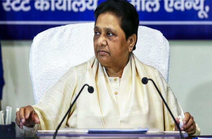मायावती ने सपा के दलितों से संपर्क बढ़ाने के बीच उन्हें आगाह किया, बयानों को संकीर्ण स्वार्थ की राजनीति बताया