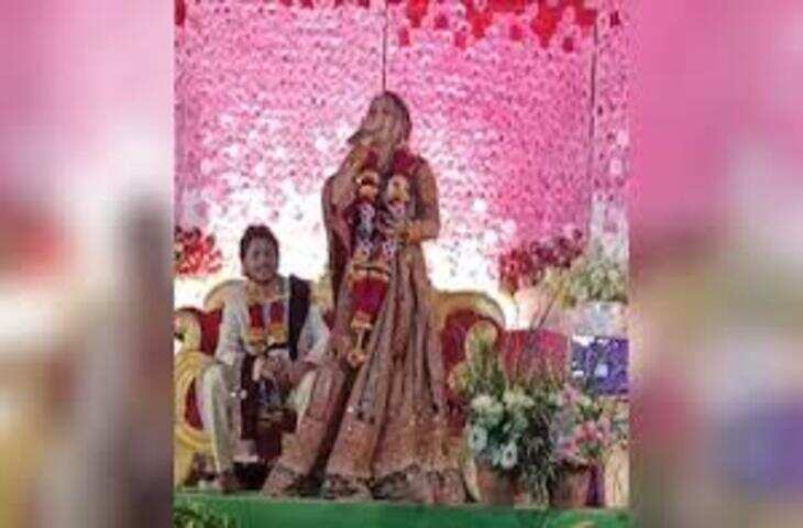 शादी में दुल्हन ने गाया गाना, सुरीली आवाज ने जीता लोगों का दिल