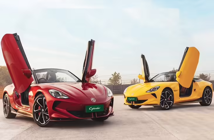 MG Cyberster Review: सीजर डोर और 580 km की रेंज के साथ आई फ्यूचरिस्टिक EV, जाने 75 लाख की इस कारमे कितना दम&nbsp; ?