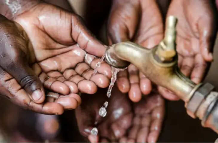 जलसंकट के बीच पैकेज्ड पानी कंपनियों पर सवाल, 33 में से सिर्फ 8 ने दिया भूजल का हिसाब; 25 पर कार्रवाई अटकी