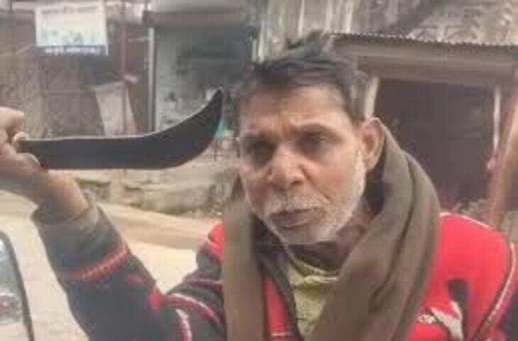 हूटर लगी कार में घूमते दिखे प्राइवेट लोग, VIDEO वायरल होने के बाद मचा बवाल