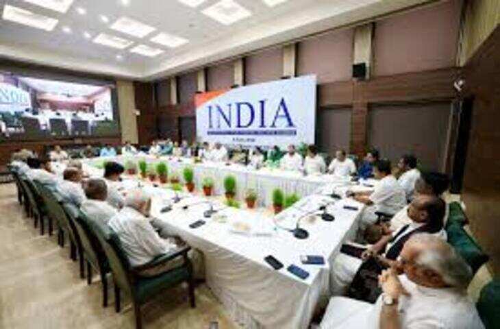 INDIA गठबंधन की दिल्ली में बैठक, 25 दल हुए शामिल; खड़गे बोले- चुनाव की निष्पक्षता को लेकर CJI को लिखेंगे पत्र
